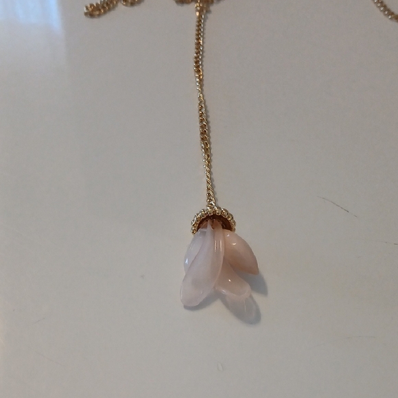 BCBGeneration Gold and Pink Quartz Necklace NWT - Picture 3 of 7
